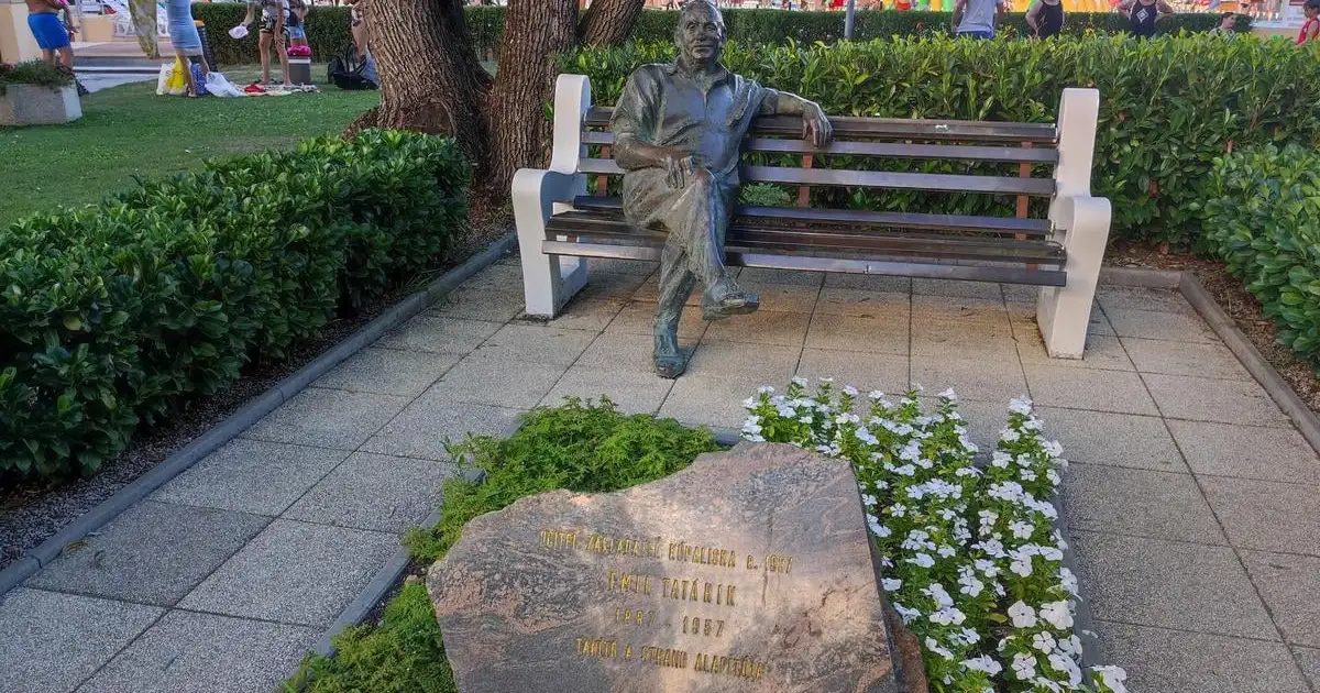 Stál pri vzniku legendárneho Štrandu, no mal aj inú vášeň. V meste si ho pripomenuli 4 Stál pri vzniku legendárneho Štrandu, no mal aj inú vášeň. V meste si ho pripomenuli