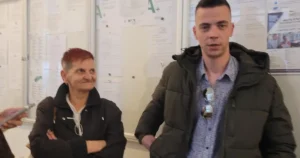 Súd vypočul muža mučeného policajtmi, sudkyňa vylúčila verejnosť