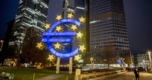 Súkromný sektor eurozóny dosiahol v septembri najrýchlejší rast za tri a pol roka