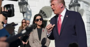 Trump: Je načase, aby za Ukrajinu namiesto Zelenského vyjednával niekto iný