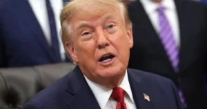 Trump schválil popravu zastrelením väzňa