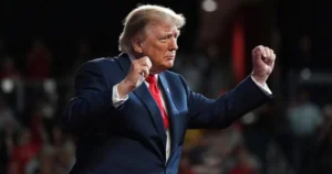 Trump: Výsledky volieb budem rešpektovať, ak budú čestné