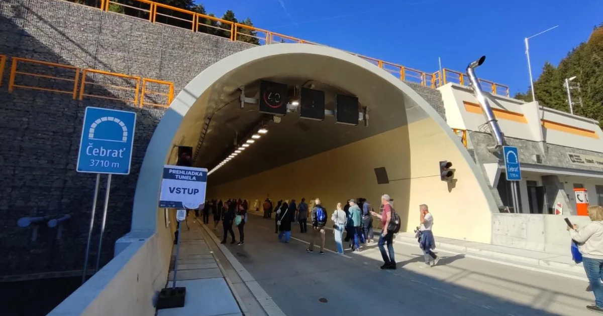 Tunel Čebrať už otvárajú pre verejnosť na novej diaľnici pri Ružomberku