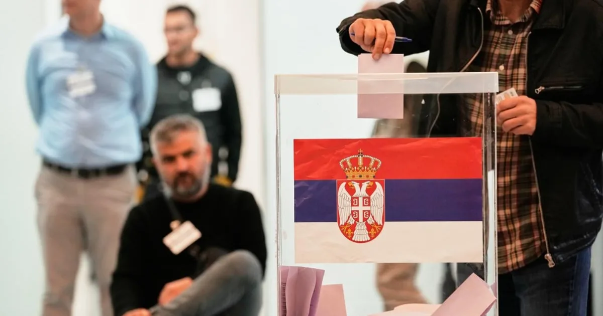 V srbských voľbách zaznamenali najvyššiu volebnú účasť