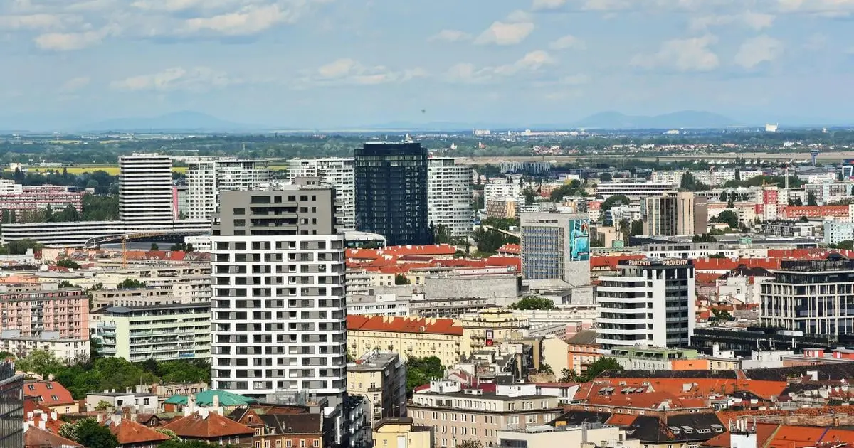 Viac ako 1400 miest zrušili v rámci rozsiahlych úsporných opatrení 4 Viac ako 1400 miest zrušili v rámci rozsiahlych úsporných opatrení
