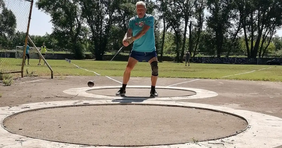 Vo veku 76 rokov stále vyhráva. Majster Európy pridal už štvrtý slovenský titul